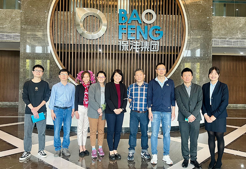 Equipe da KJM visita a fábrica de Baofeng