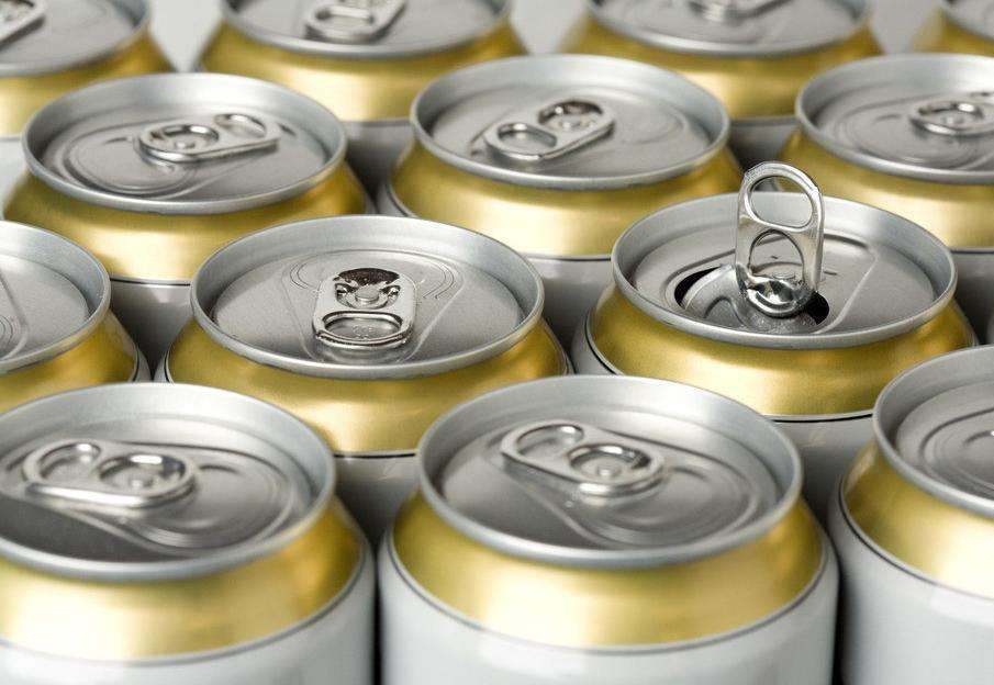 Produtores de latas de bebidas endossam estratégia net-zero